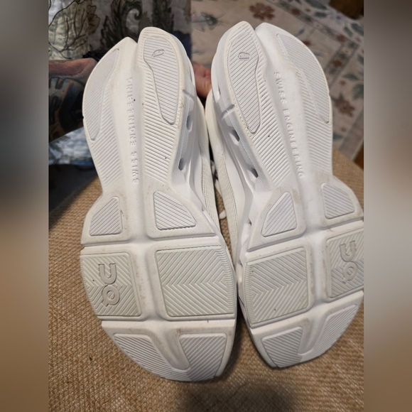 Like New, Barely Worn, On Running Cloudnova White Sneakers - Picture 6 of 6
